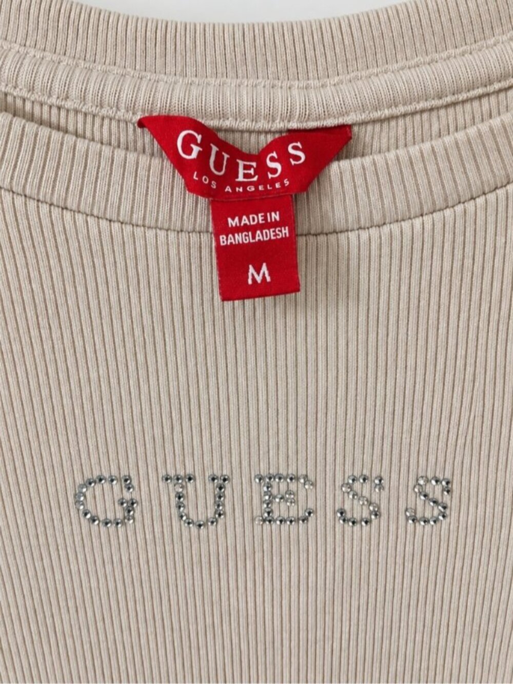 GUESS Women’s M Beige Ribbed Rhinestone Logo Baby Tee Y2K McBling Fitted Top - Picture 3 of 6